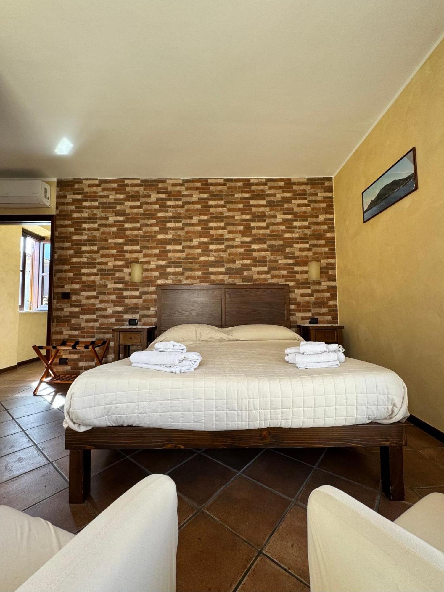 تروبيا B&B Rivellini المظهر الخارجي الصورة