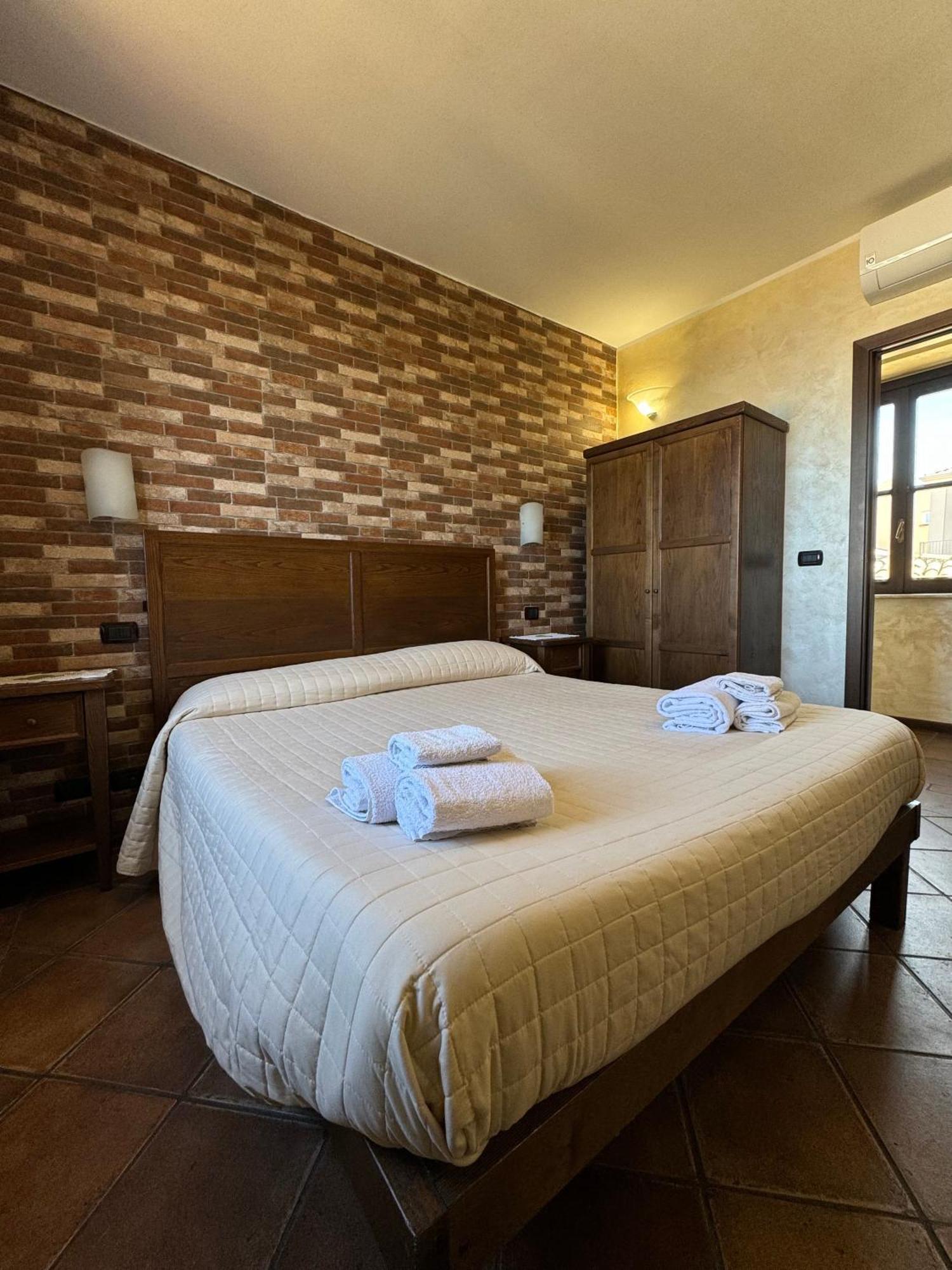 تروبيا B&B Rivellini المظهر الخارجي الصورة