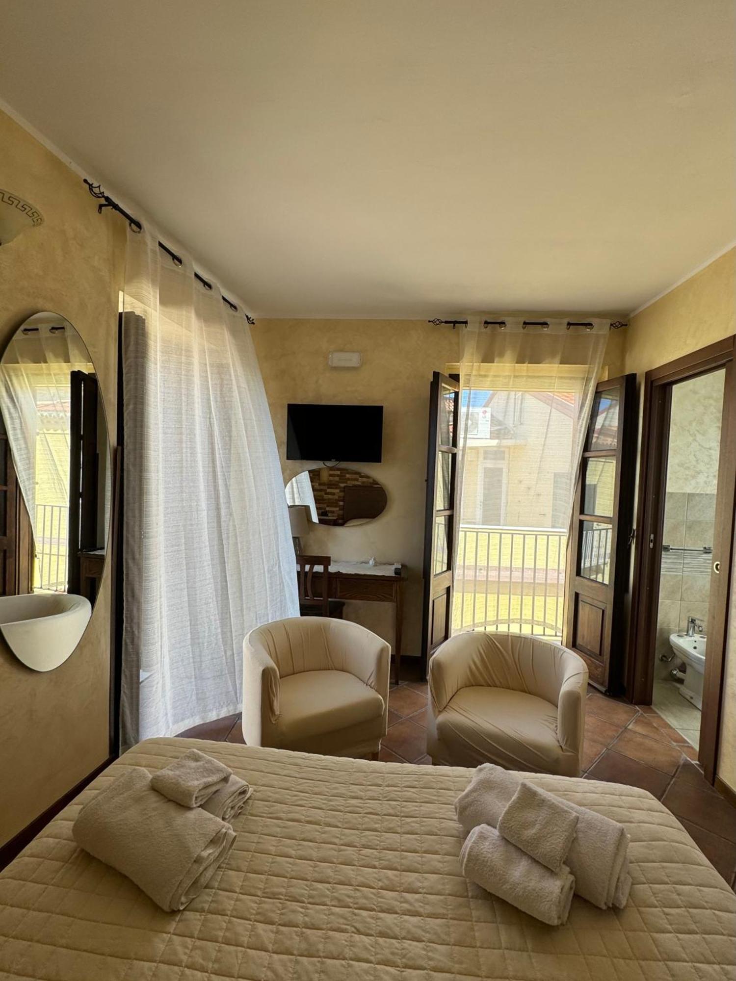 تروبيا B&B Rivellini المظهر الخارجي الصورة
