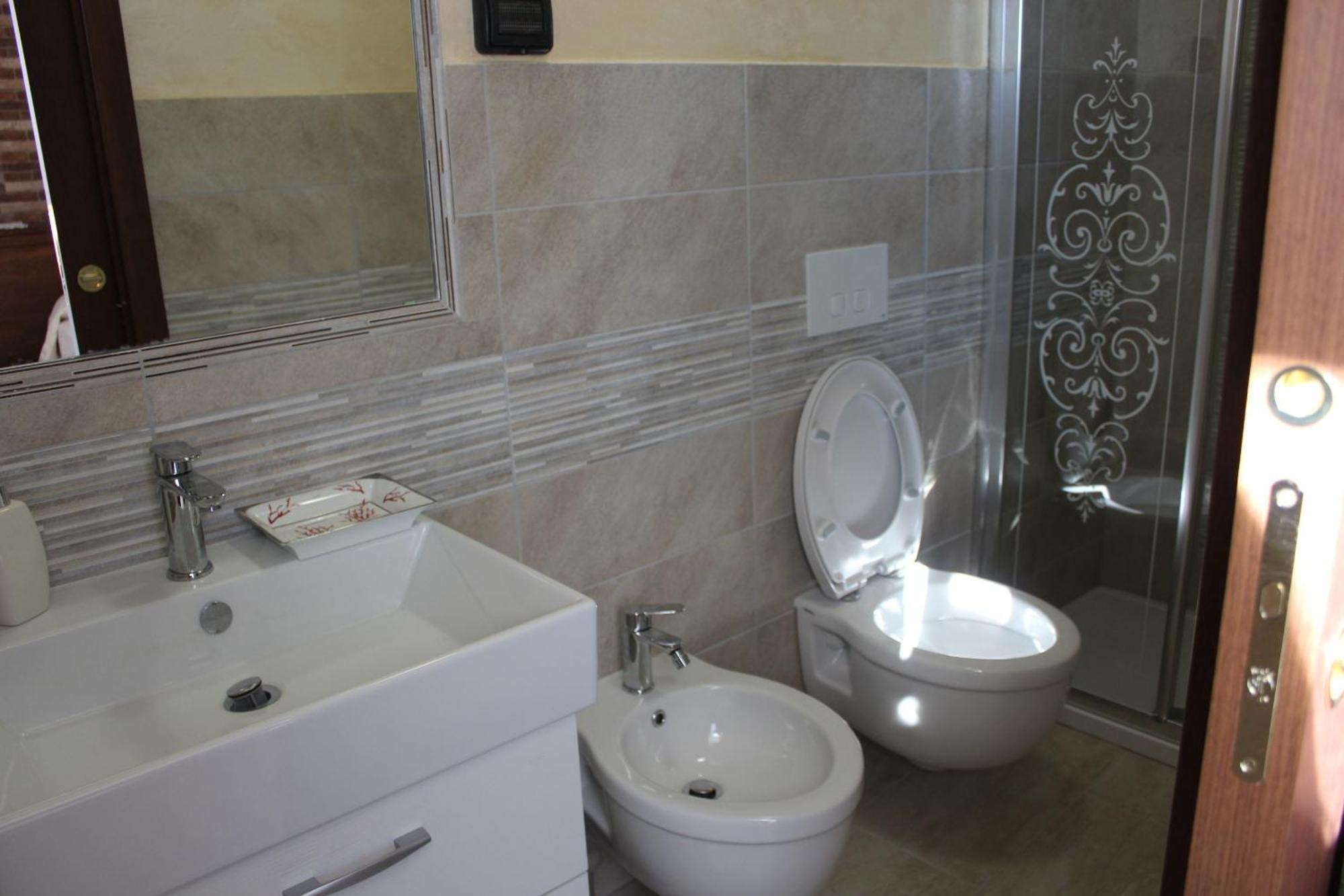 تروبيا B&B Rivellini المظهر الخارجي الصورة