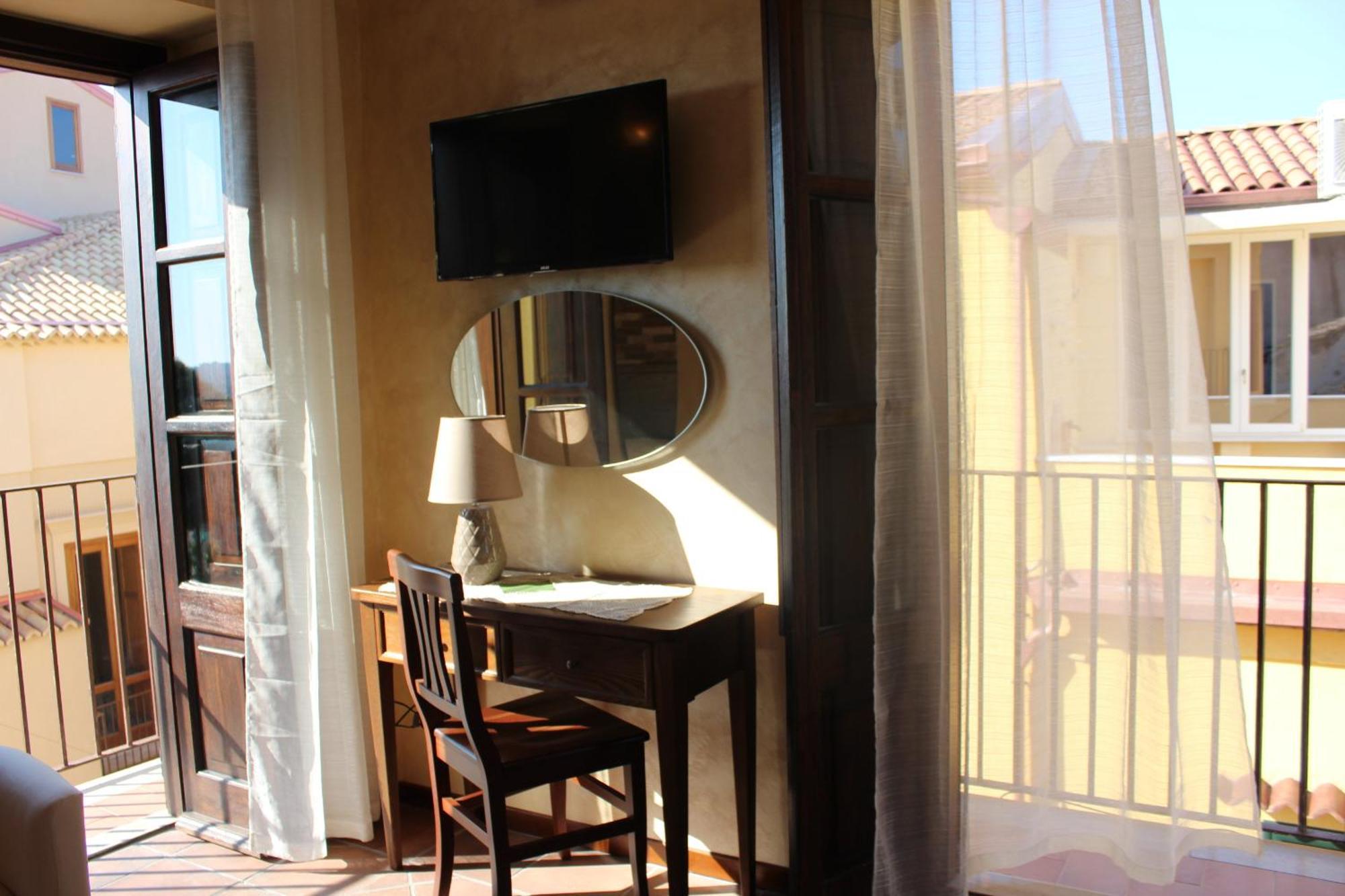 تروبيا B&B Rivellini المظهر الخارجي الصورة